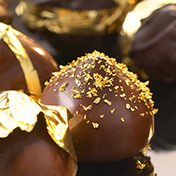 Edible gold leaf dust for chocolates